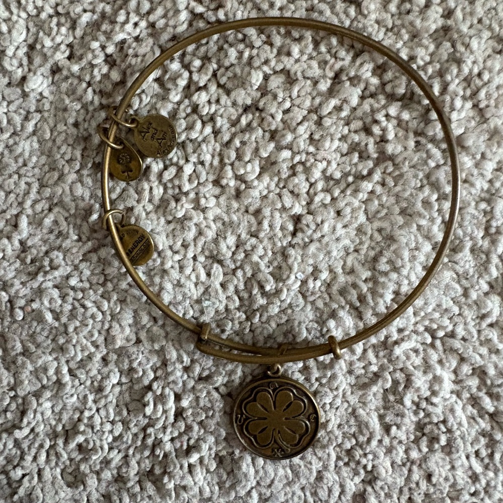 Alex and Ani Gold-Tone Charm 4 leaf clover Bangle Bracelet